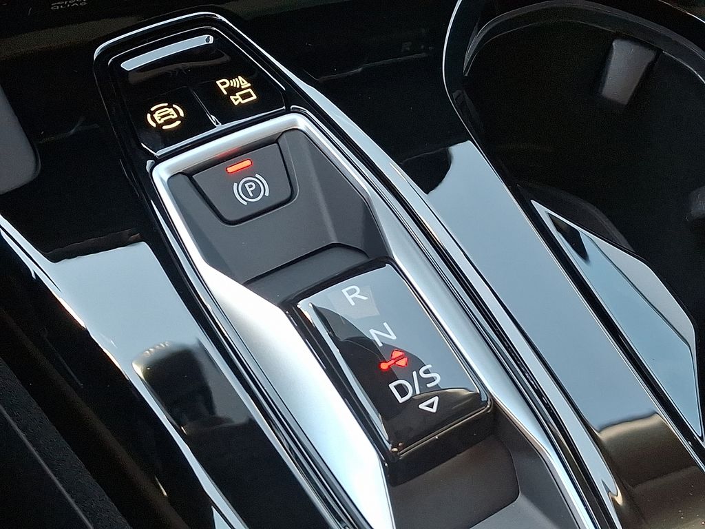 Thumbnail: 2025 Audi Q5 - 7