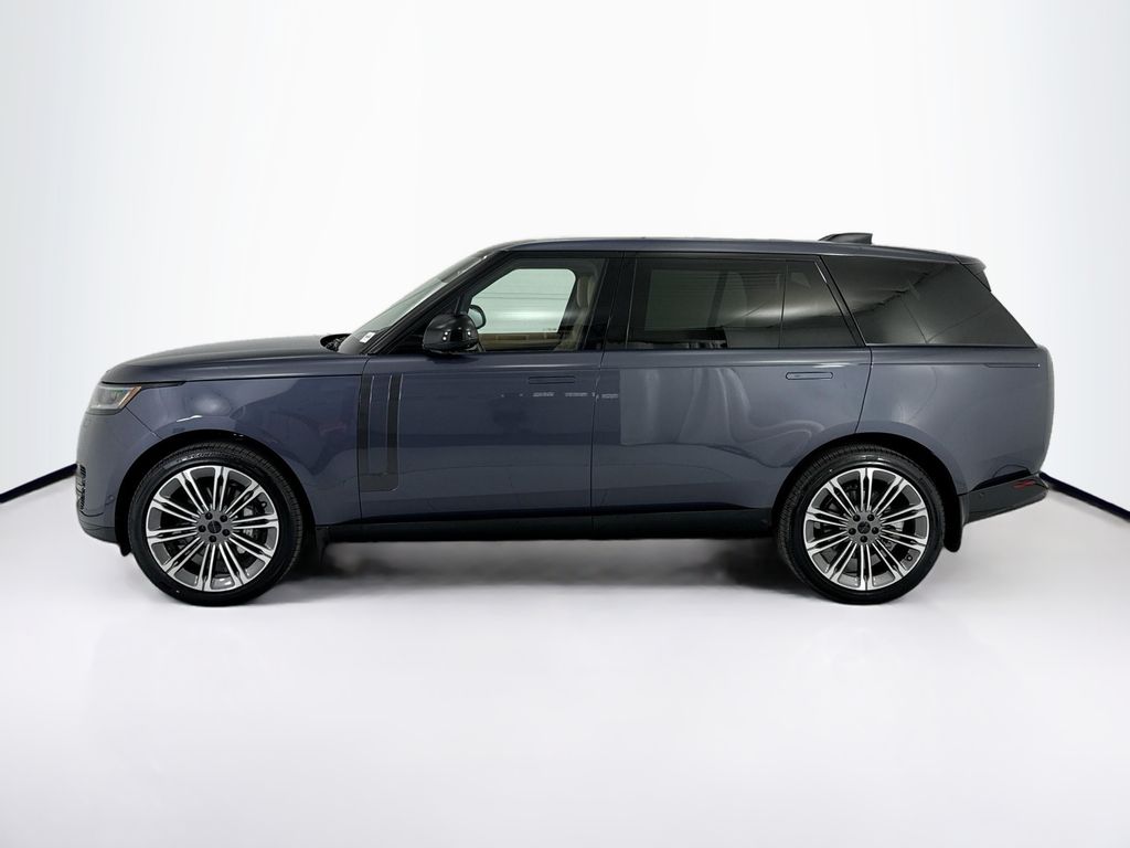 Thumbnail: 2026 Land Rover Range Rover - 8