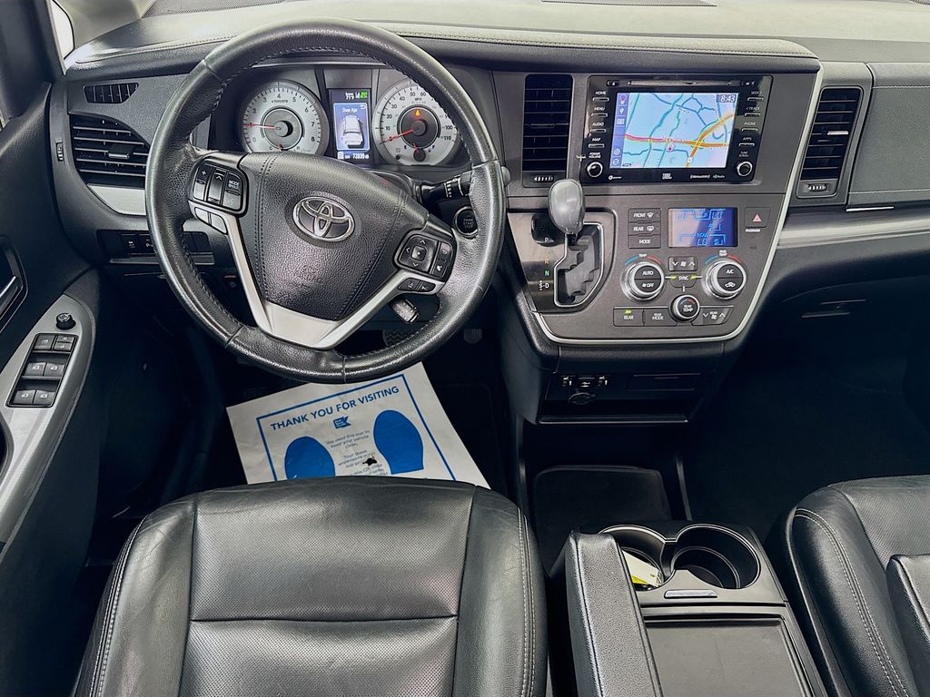 Used Car 2020 Toyota Sienna  For Sale Under $30,000 In Austin, Texas