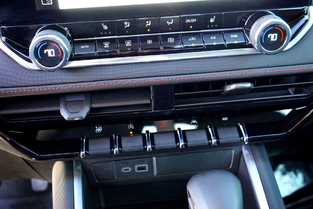 Used Car 2024 Chevrolet Colorado  Z71 For Sale Under $50,000 In Taylor, Texas