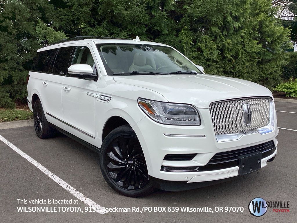 Pristine White 2021 Lincoln Navigator L Reserve 4WD SUV / Crossover Four-Wheel Drive Automatic
