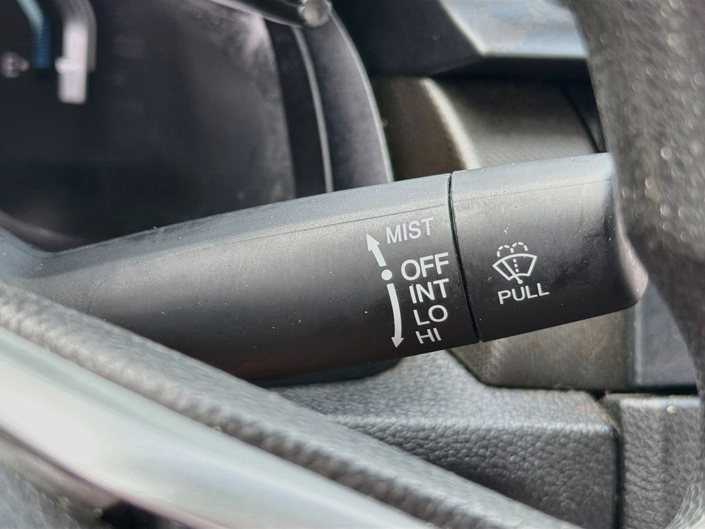 Used 2019 Silver Honda LX image 14
