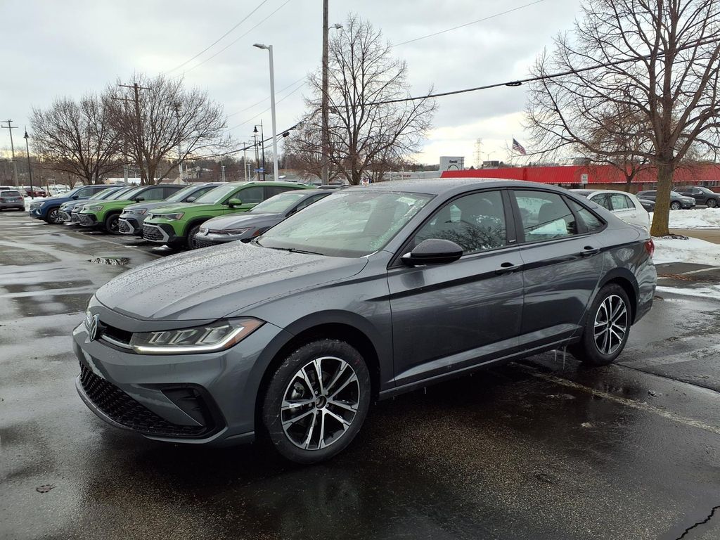 New 2026 Platinum Gray Metallic Volkswagen 1.5T Sport image 4