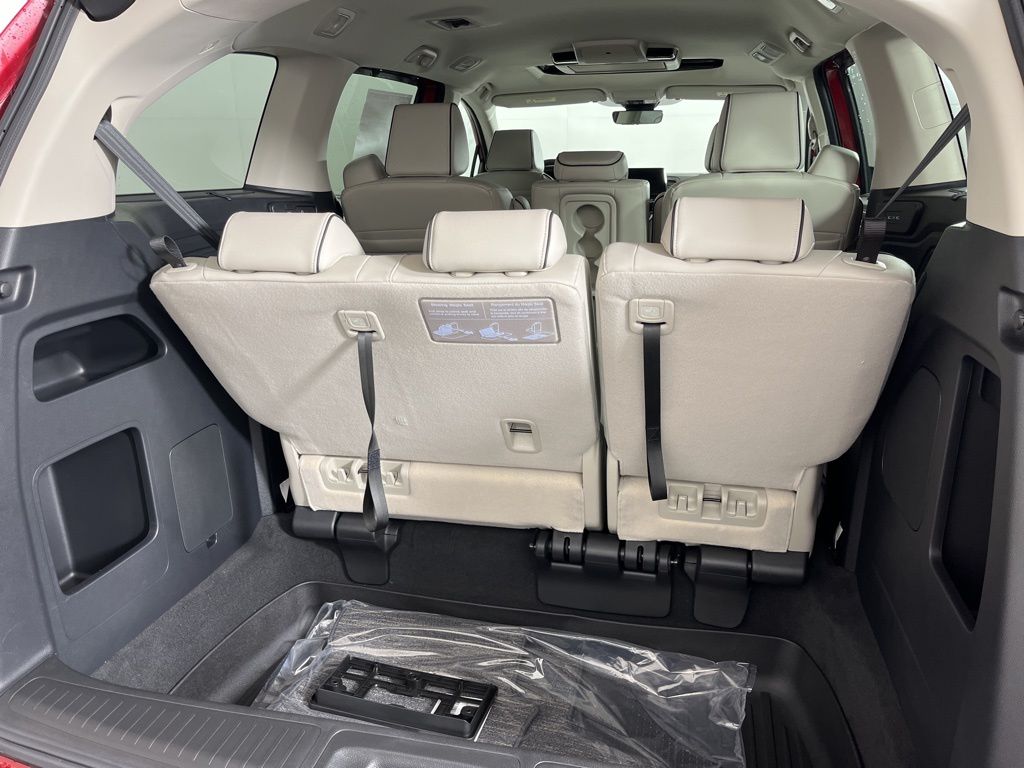 2025 Honda Odyssey Touring 14