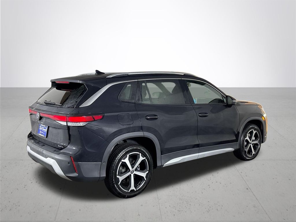 2025 Volkswagen Tiguan 2.0T SE