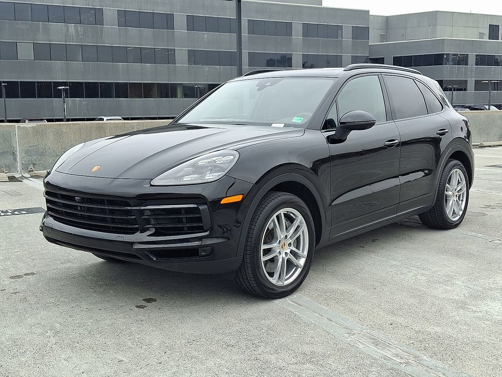 Thumbnail: 2023 Porsche Cayenne - 1