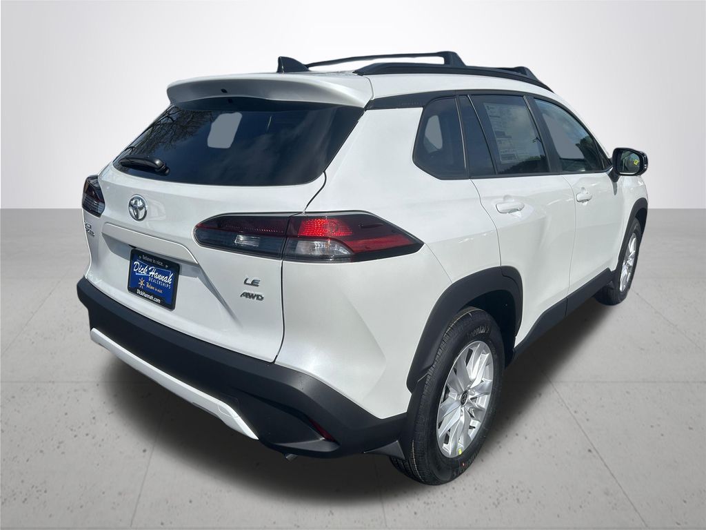 2026 Toyota Corolla Cross LE