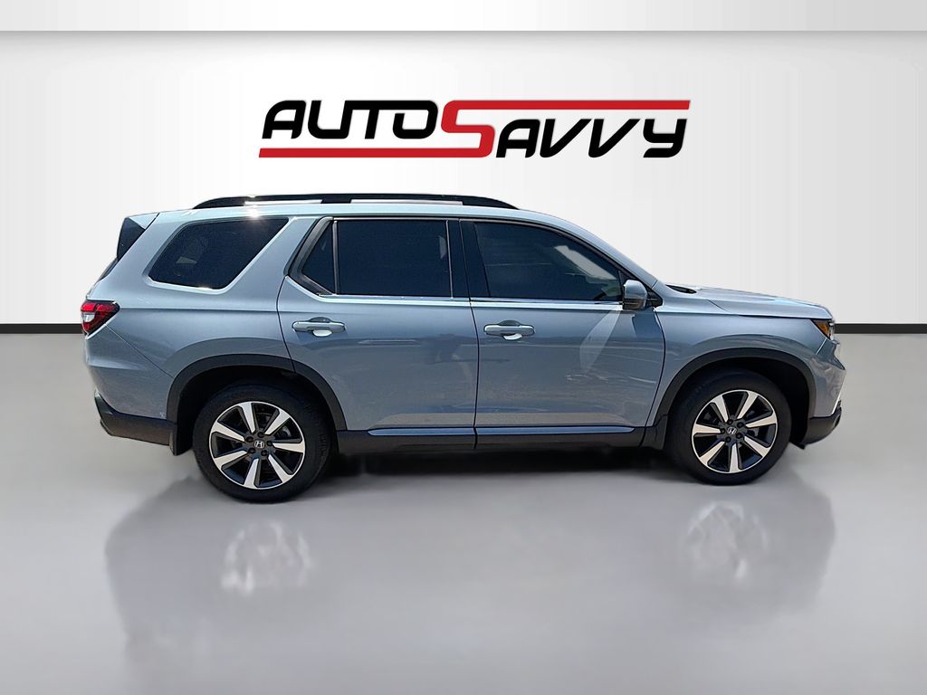 Used 2024 Gray Honda Touring image 8