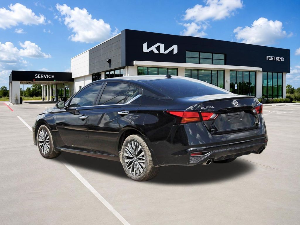 2024 Nissan Altima 2.5 SV - 6