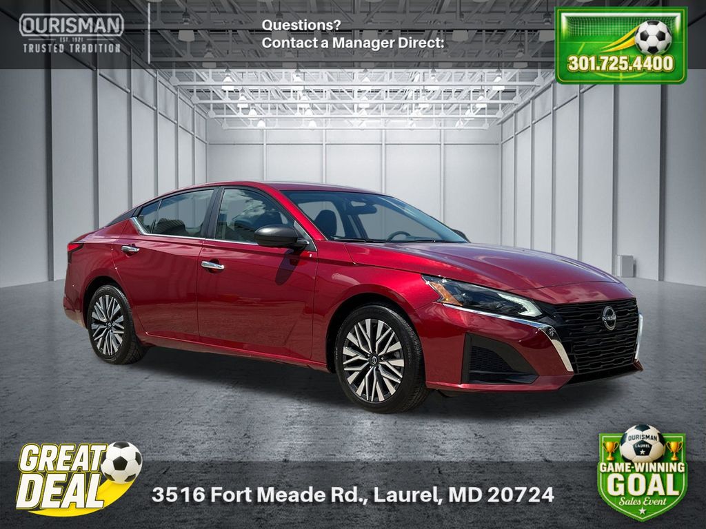 Red (Scarlet) 2025 Nissan Altima Sedan Front-Wheel Drive Continuously Variable Transmission
