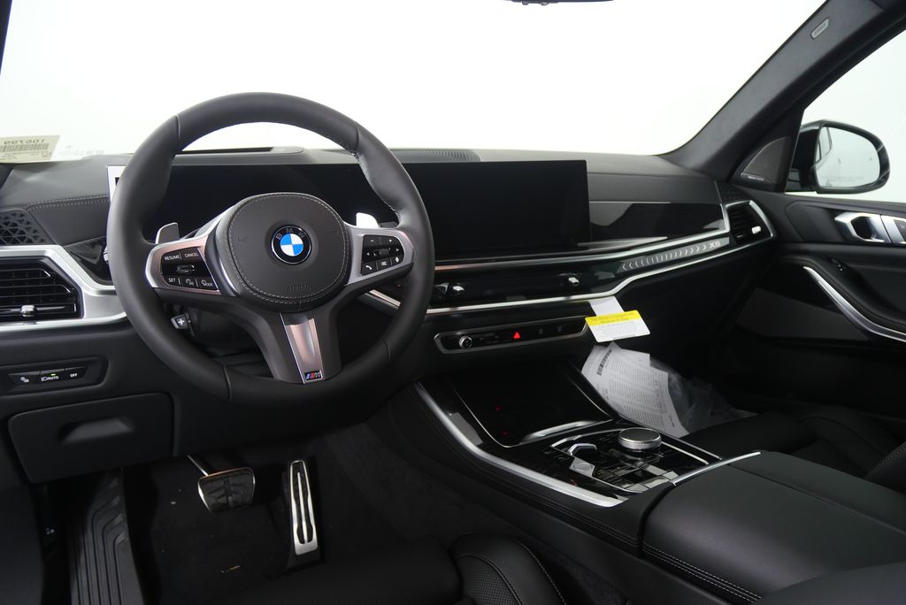 Thumbnail: 2026 BMW X5 - 18