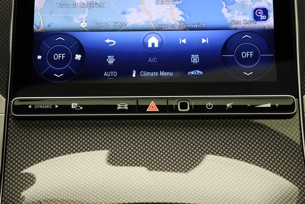 Thumbnail: 2025 Mercedes-Benz GLC - 23