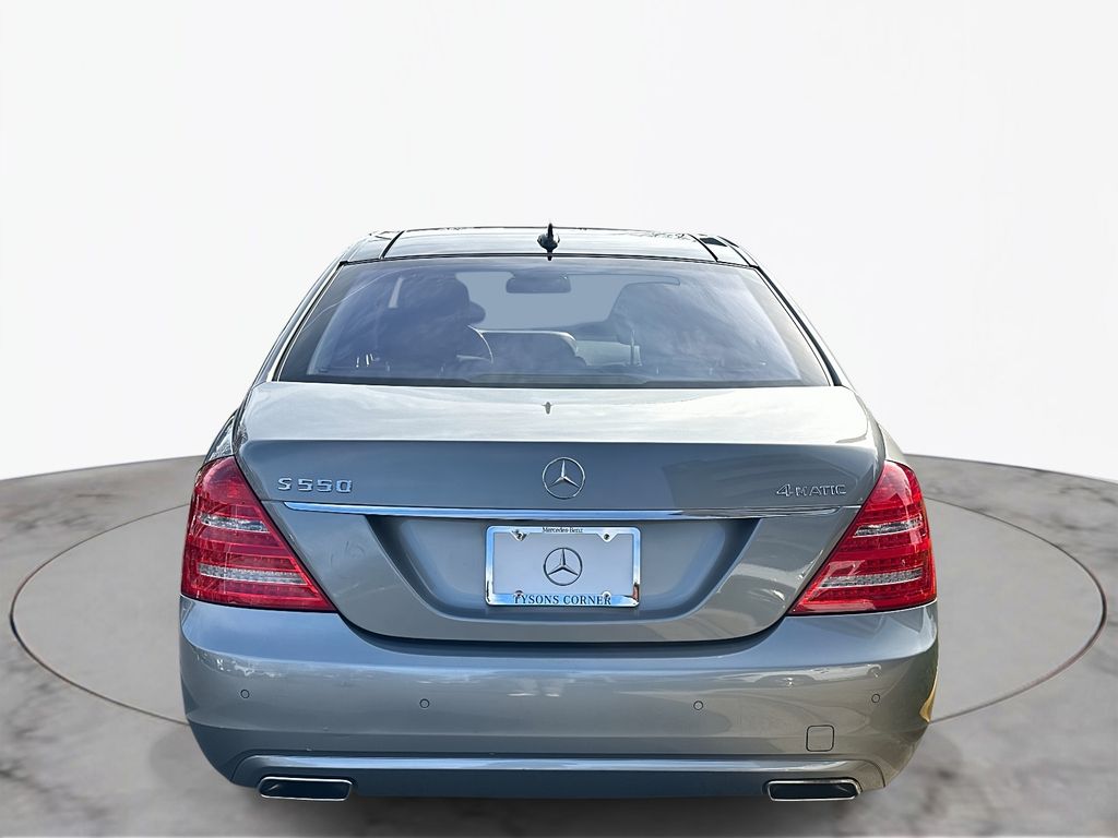 Thumbnail: 2011 Mercedes-Benz S-Class - 9