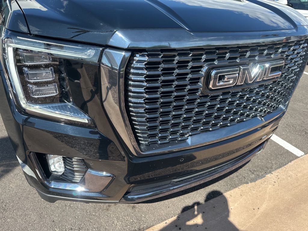Thumbnail: 2023 GMC Yukon - 4