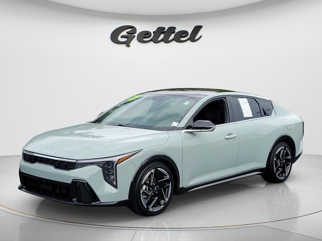 2025 Kia K4 GT-Line
