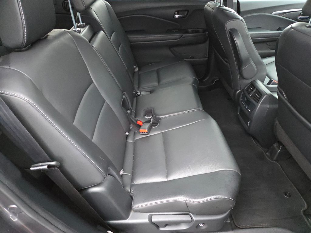 2022 Honda Pilot Special Edition photo 17