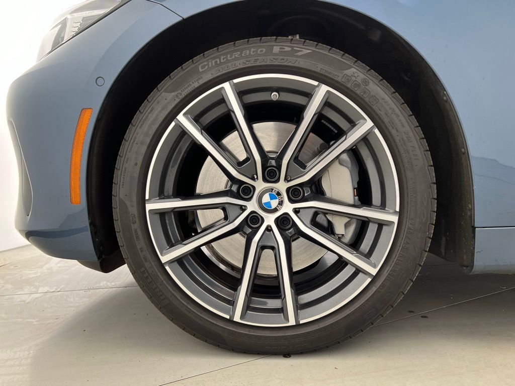 Thumbnail: 2025 BMW 4 Series - 28