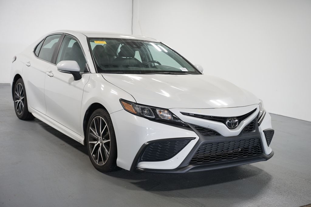 Thumbnail: 2023 Toyota Camry - 3