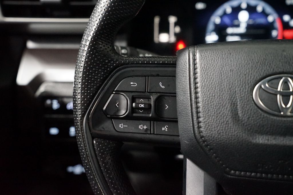 Thumbnail: 2024 Toyota Tacoma - 15