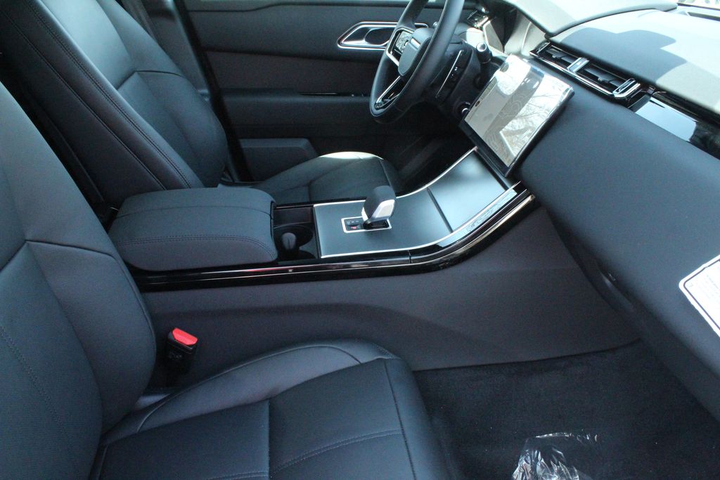 New 2026 White Land Rover S image 26
