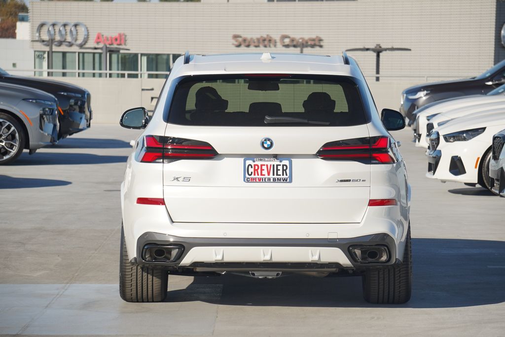 2025 BMW X5 xDrive50e 7