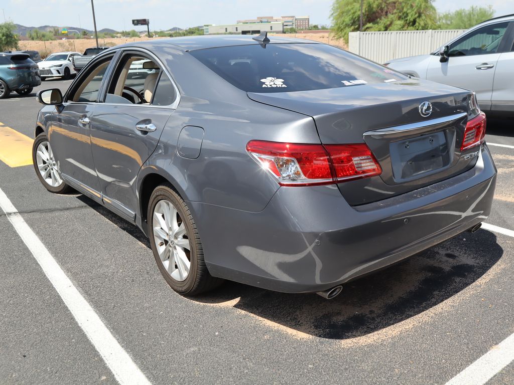 Thumbnail: 2012 Lexus ES - 2