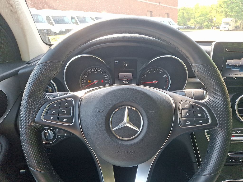 2019 Mercedes-Benz GLC 300 19