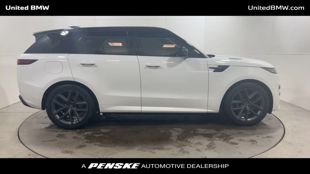 2023 Land Rover Range Rover Sport SE Dynamic 9