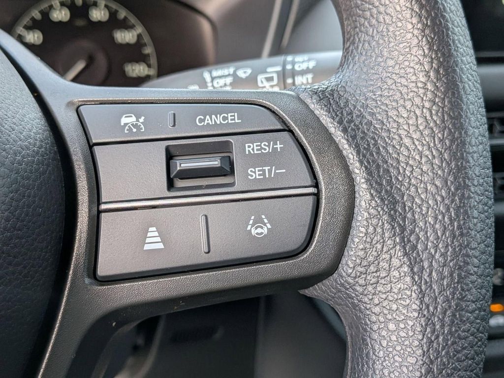 2026 Honda HR-V LX - Photo 18