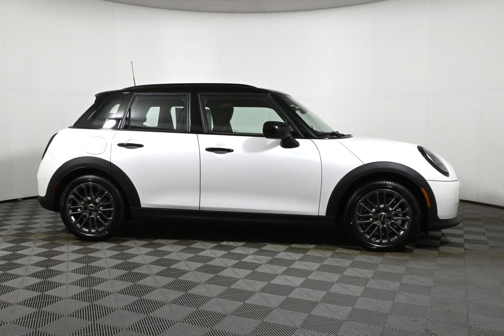 2025 MINI Cooper Hardtop  8