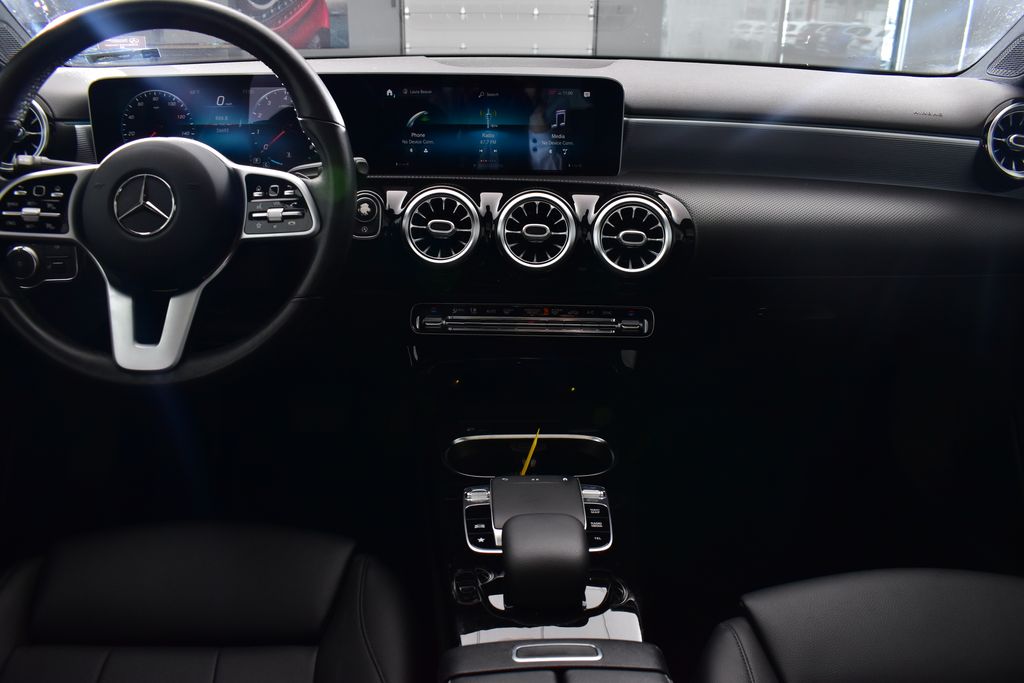 Thumbnail: 2019 Mercedes-Benz A-Class - 25
