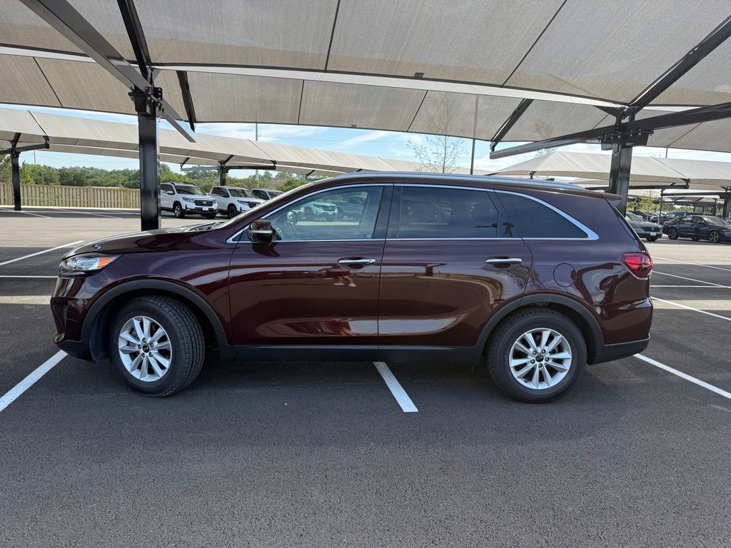Thumbnail: 2019 Kia Sorento - 8