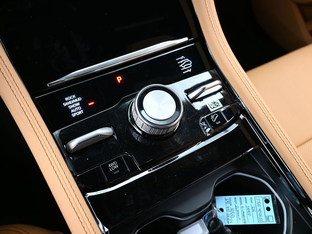 New 2025 Velvet Red Pearlcoat Jeep Summit image 26