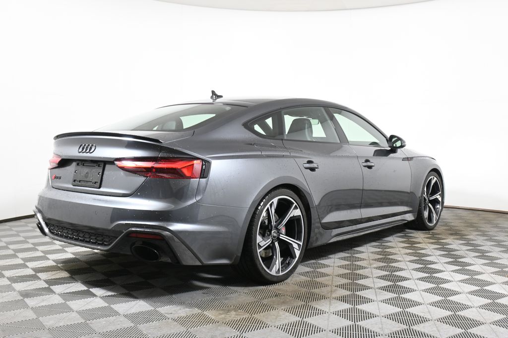 Thumbnail: 2022 Audi RS 5 - 7