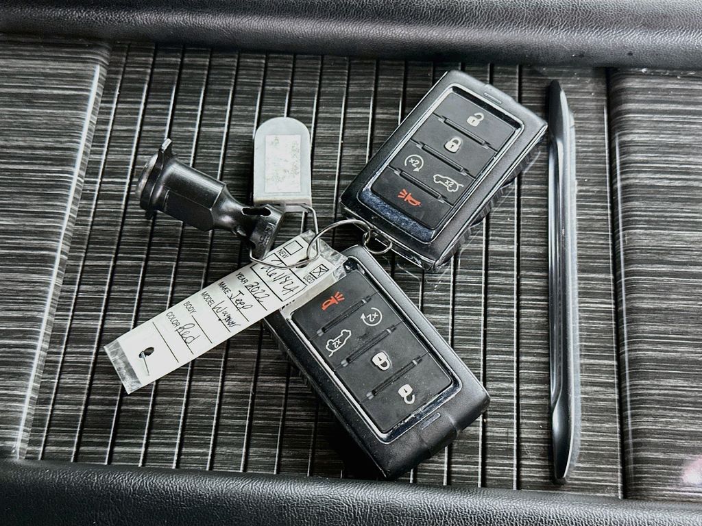 JeepWagoneer35