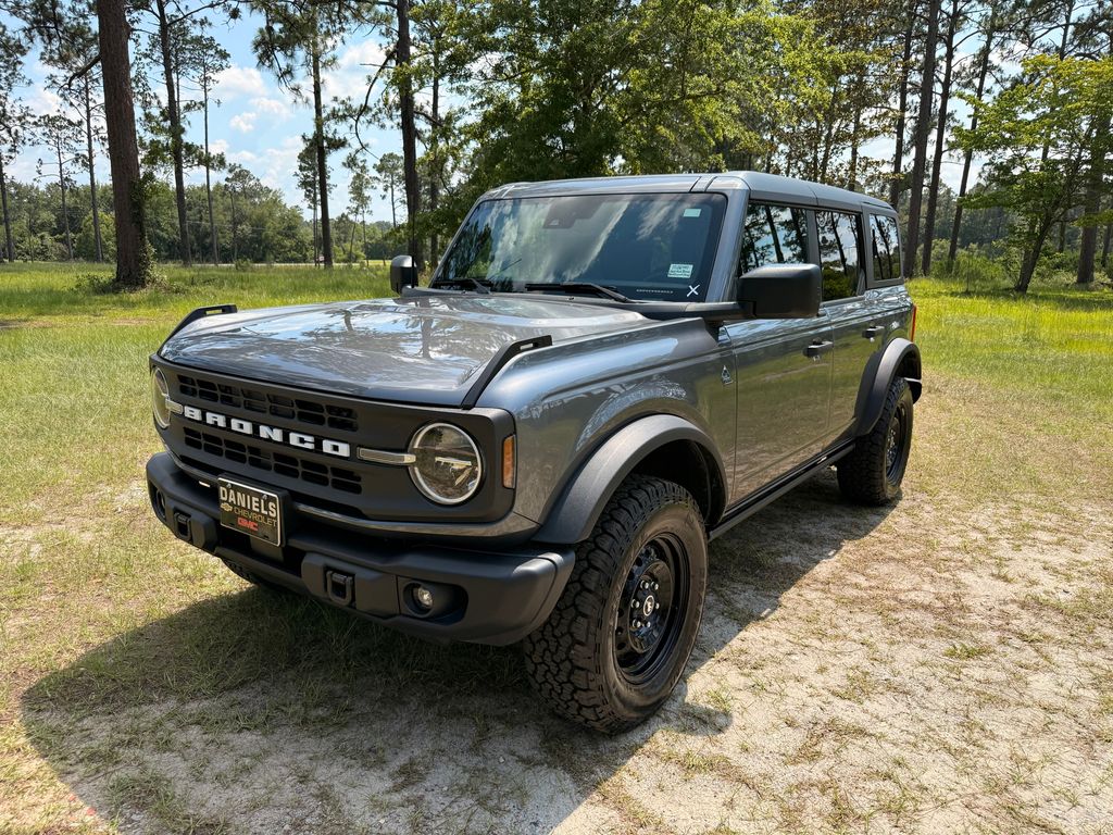 Carbonized Gray Metallic 2023 Ford Bronco SUV / Crossover Four-Wheel Drive Automatic
