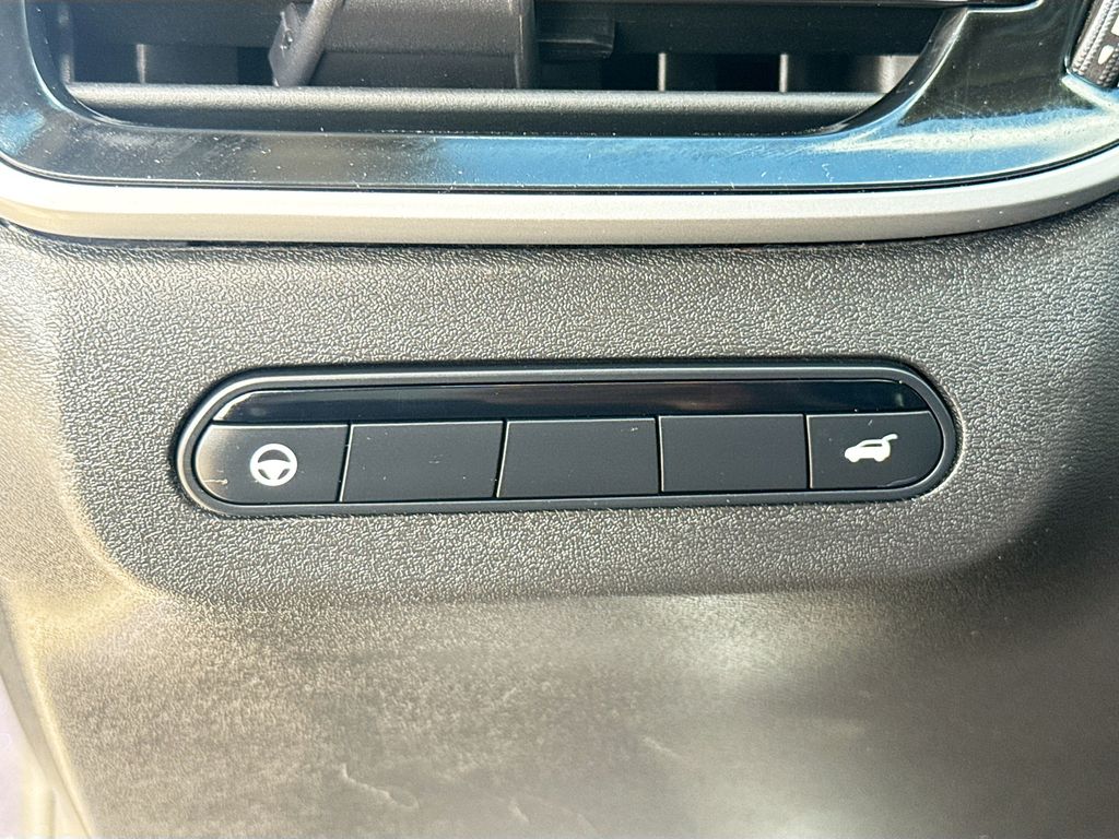 Used 2023 Blue INFINITI LUXE image 10