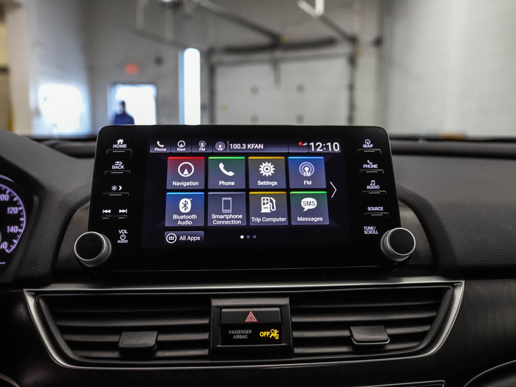 Thumbnail: 2018 Honda Accord - 16