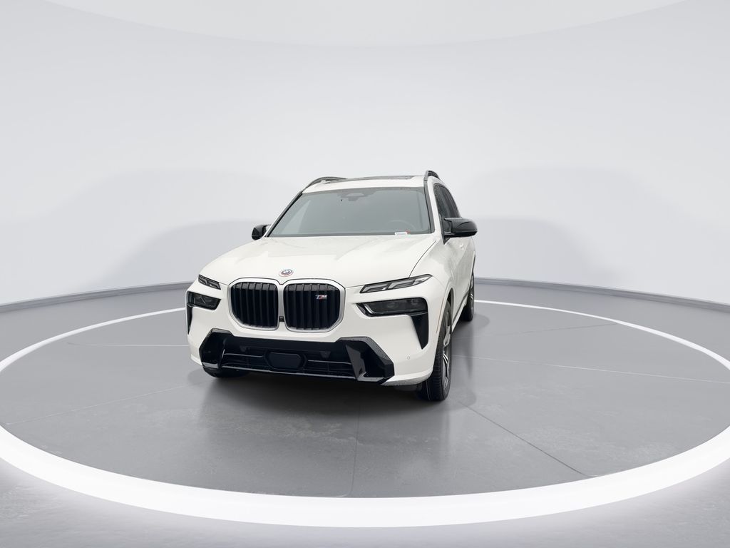 Thumbnail: 2023 BMW X7 - 3