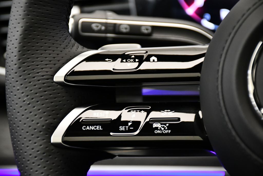 Thumbnail: 2026 Mercedes-Benz GLS - 23