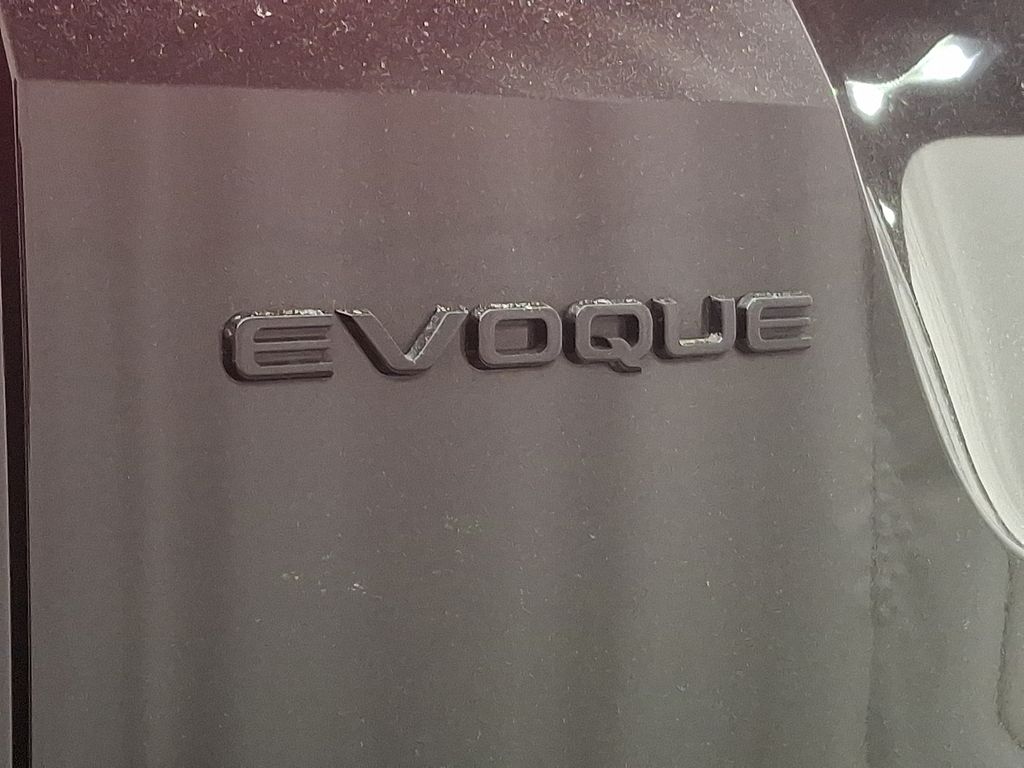 Thumbnail: 2025 Land Rover Range Rover Evoque - 32