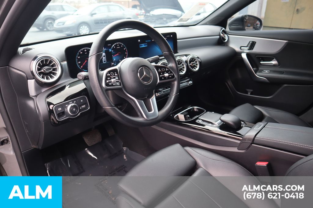Used 2022 Gray Mercedes-Benz A 220 image 10
