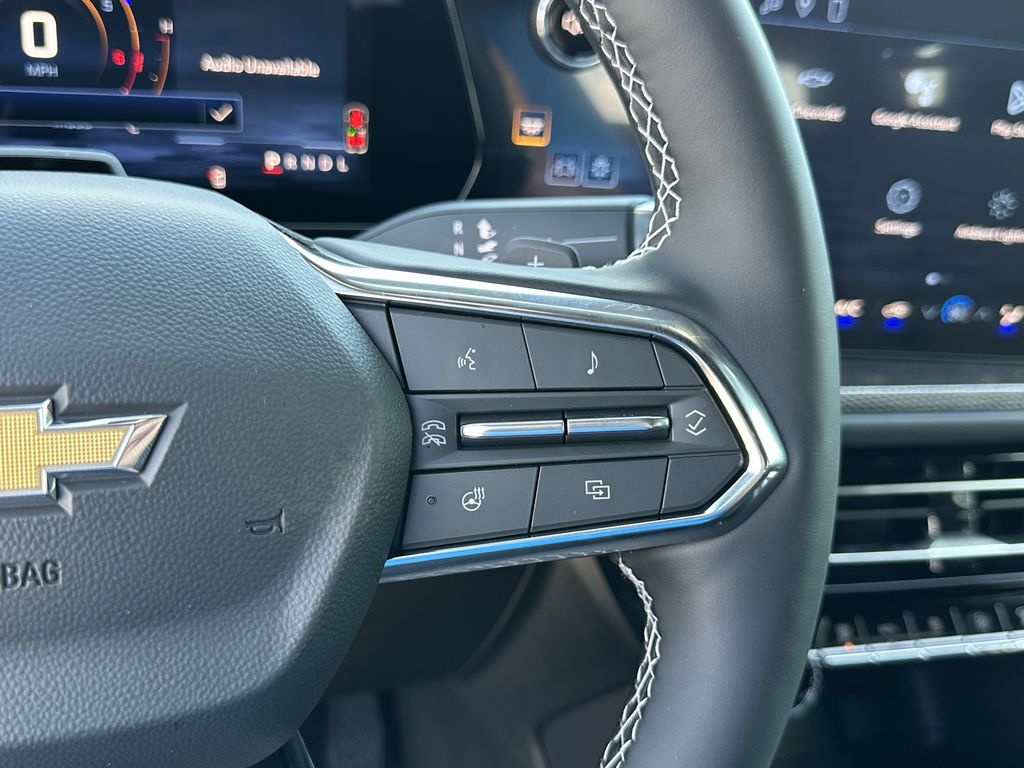 new 2026 Chevrolet Traverse car, priced at $53,495