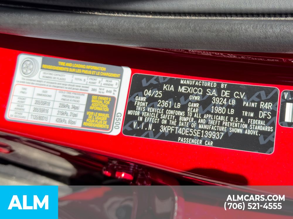 Used 2025 Red Kia LXS image 11
