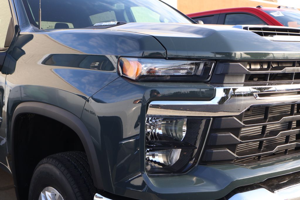 Thumbnail: 2026 Chevrolet Silverado 2500 - 3