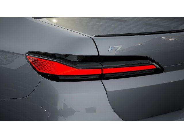 Thumbnail: 2025 BMW i7 - 8