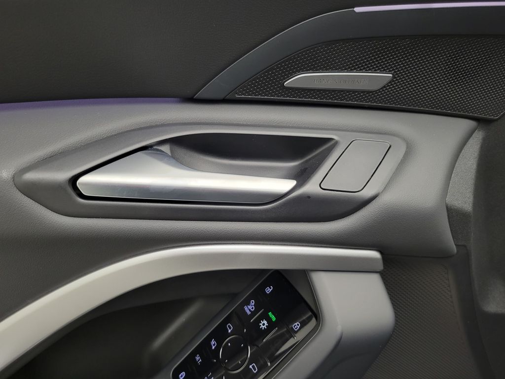 Thumbnail: 2026 Audi Q5 - 26