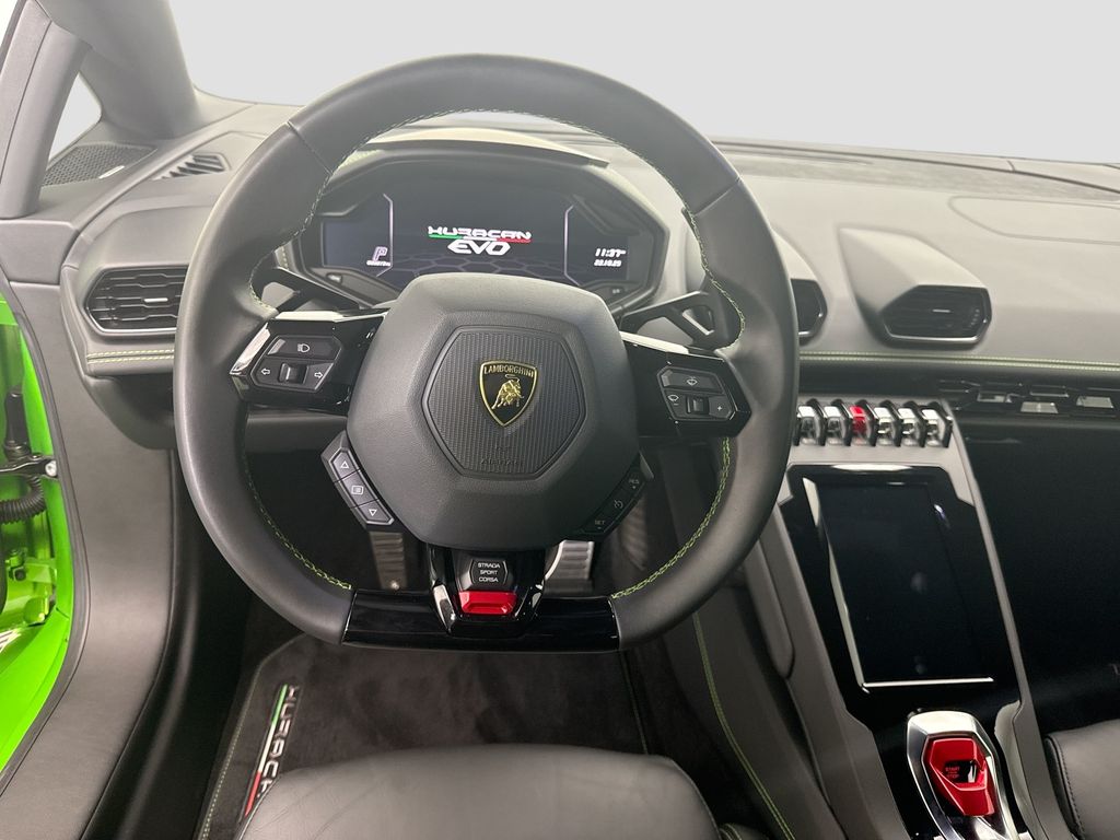Thumbnail: 2021 Lamborghini Huracan - 10