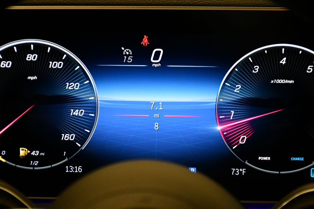 Thumbnail: 2025 Mercedes-Benz GLE - 25