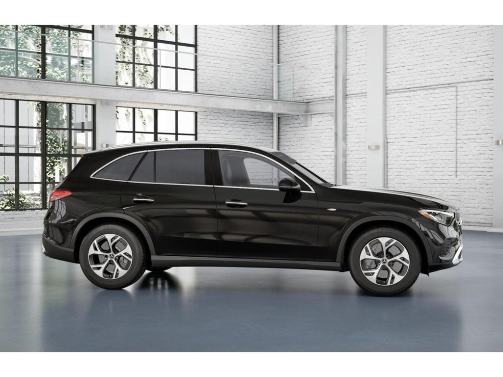 2025 Mercedes-Benz GLC 350 15